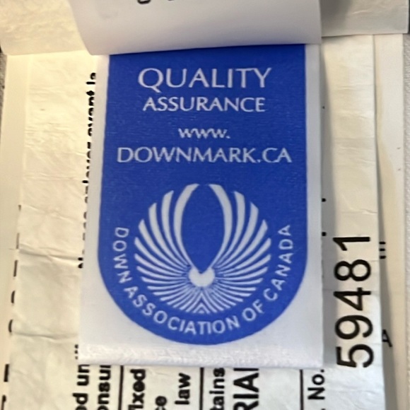 Canada Goose Trillium Parka, Fusion Fit (Petite) Size S, Red - Picture 8 of 13